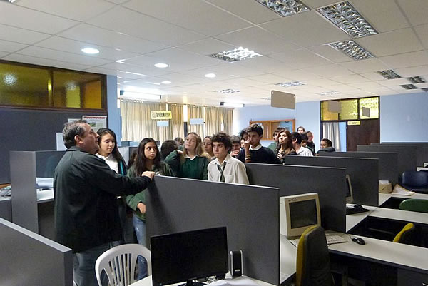 El Intendente recibe la visita de alumnos de la Escuela Félix Romero