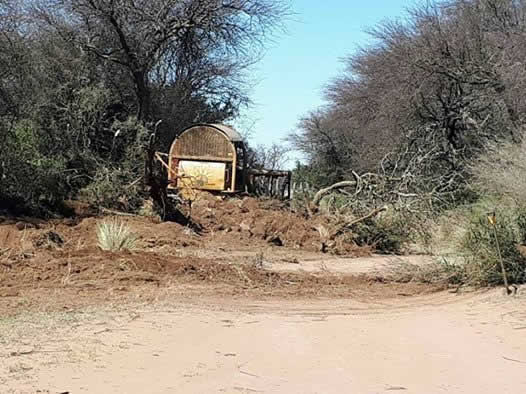 Limpieza en un tramo de caminos vecinales