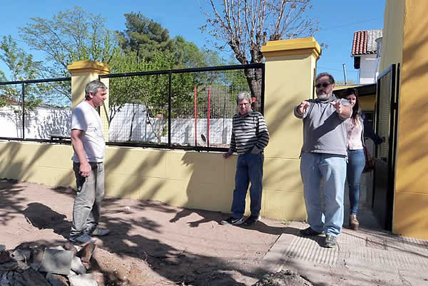 Kenny recorre obras