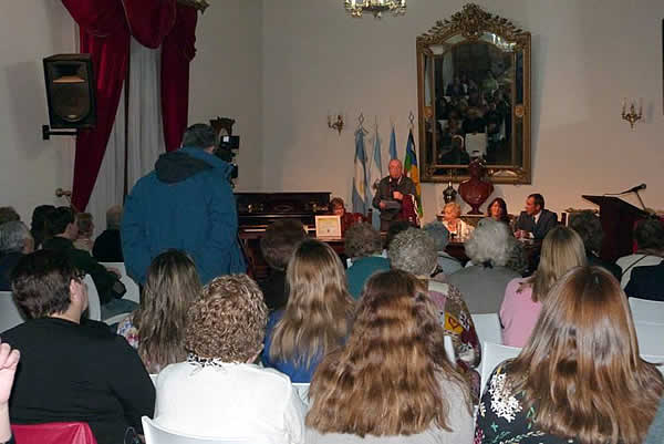 Presentación del libro "Les quería contar"